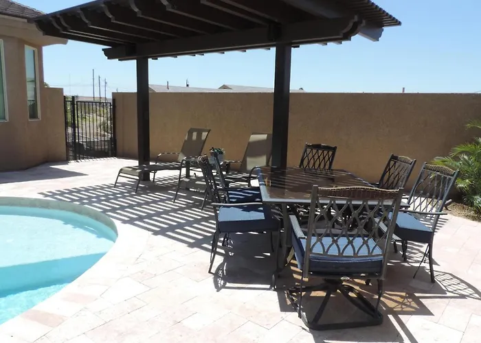 Sunny Ridge Elegance *