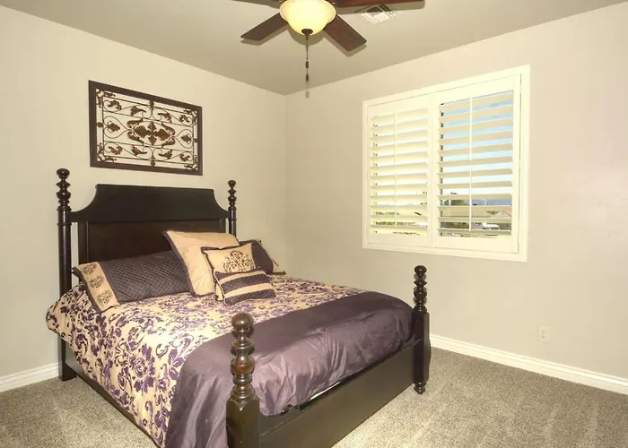 Sunny Ridge Elegance *