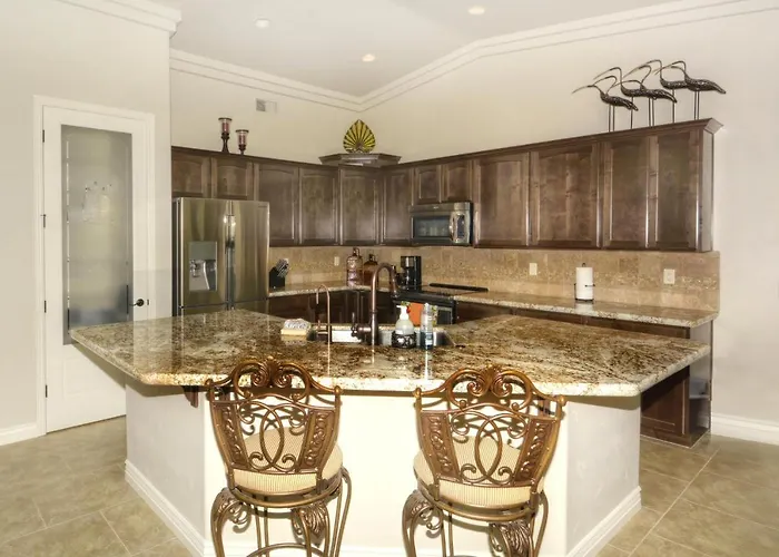 Sunny Ridge Elegance *